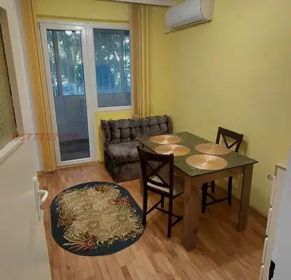 Photo 3 — Spacious 4-room apartment near Okrazhna Hospital in Varna