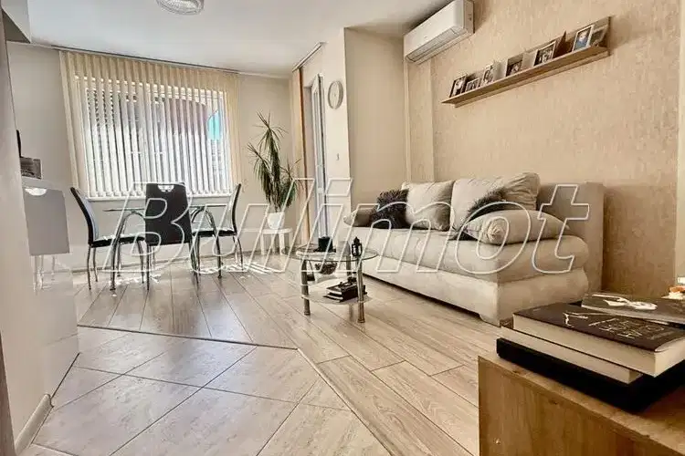 Two-room apartment in the centre of Varna, Opera district