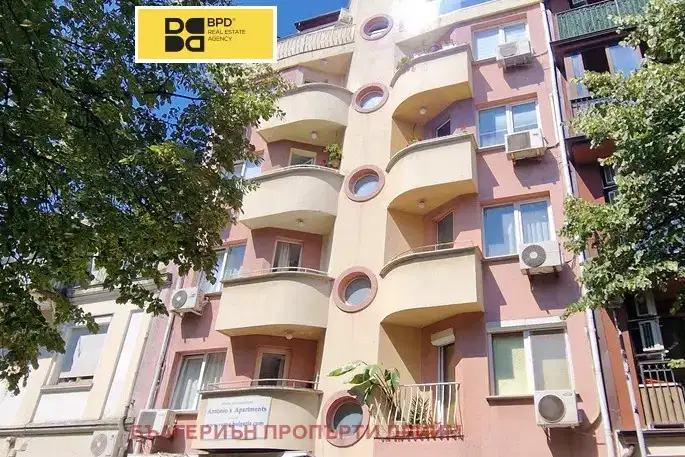 3-bedroom apartment in Varna, Operata