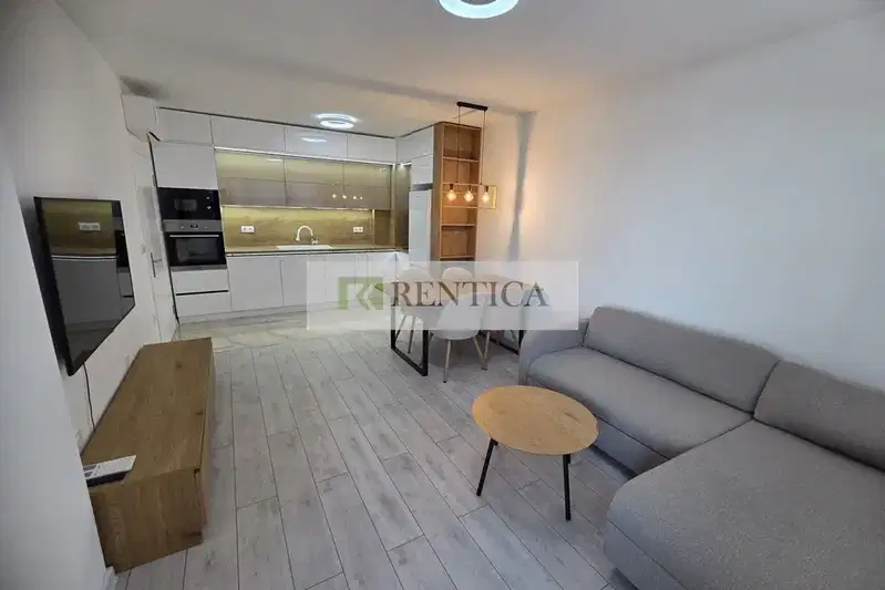 Two-room apartment with terrace in Pobeda district, Varna
