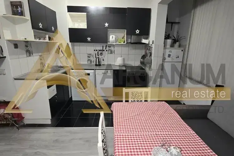 Two-room apartment on 5th floor in Pobeda district, Varna