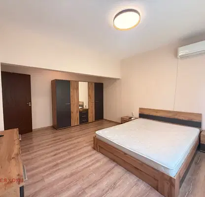 Photo 5 — Three-room apartment on the first floor in Pobeda district, Varna