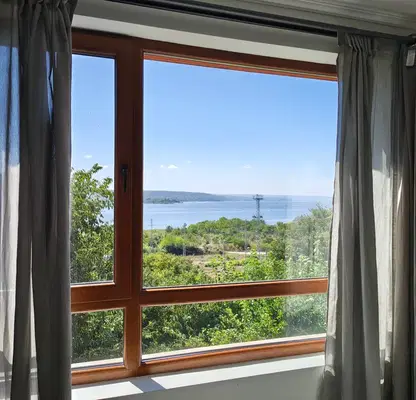 Photo 2 — Two-room apartment with lake view in Pogrebi, Varna