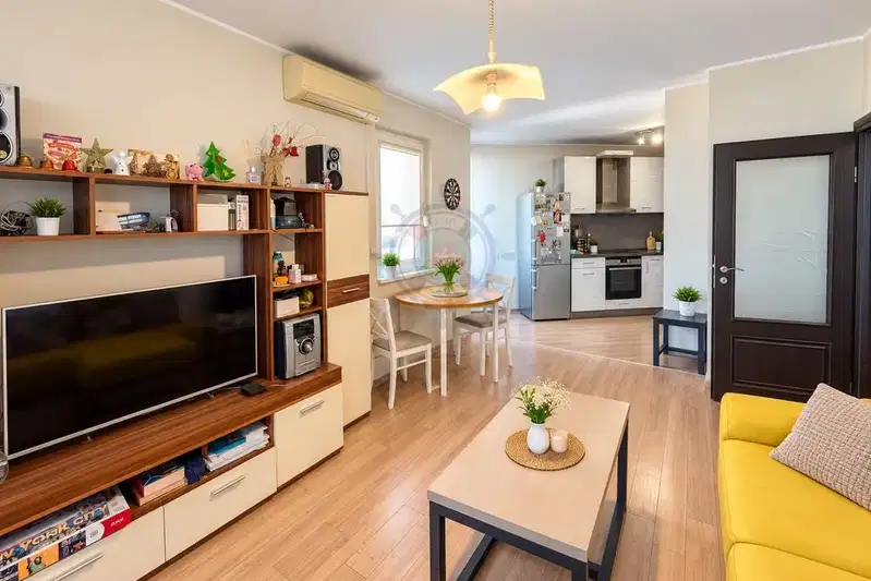 Two-room apartment in Center, Varna with terrace