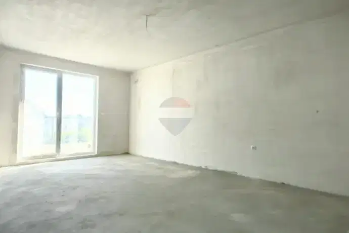 Two-room apartment with balcony in Pogrebi, Varna
