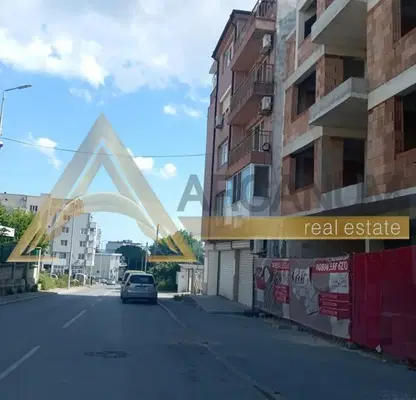 Снимка 2 — 2-стаен апартамент в Погреби, Варна с тераса