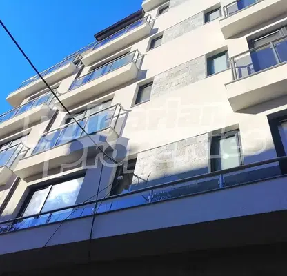 Photo 3 — Maisonette in Varna, Pogrebi
