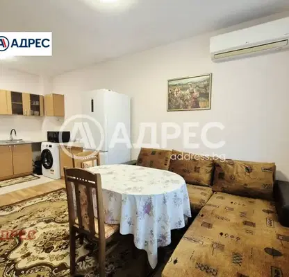 Снимка 4 — Двустаен апартамент с две тераси в Погреби, Варна