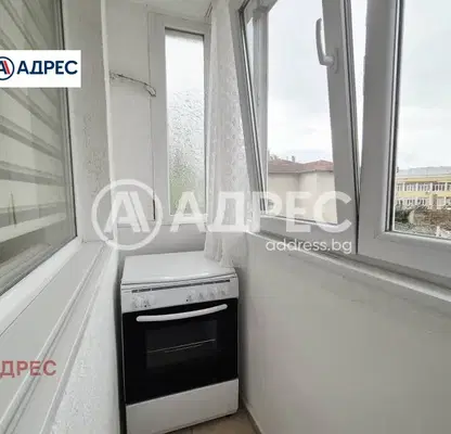 Снимка 5 — Двустаен апартамент с две тераси в Погреби, Варна