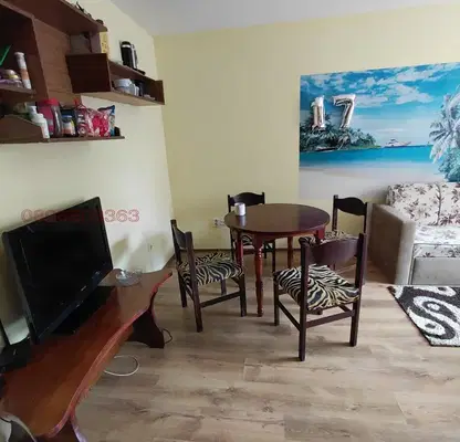 Photo 2 — 3-bedroom apartment in Varna, Pogrebi