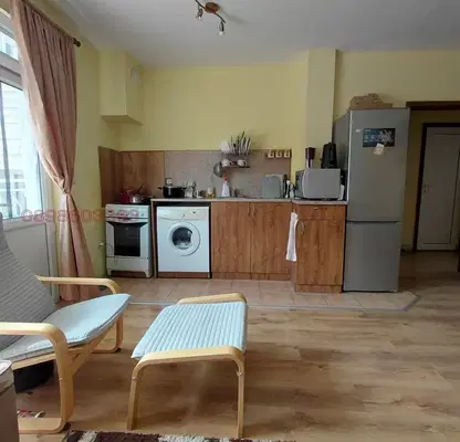 Photo 3 — 3-bedroom apartment in Varna, Pogrebi