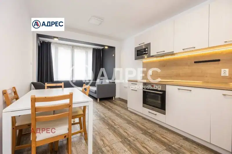 Two-room apartment 60 sq m in Sportna Zala, Varna with terrace