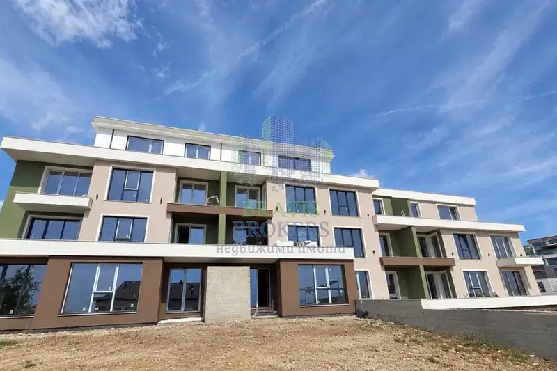 Three-room apartment with sea view in Sveti Nikola, Varna