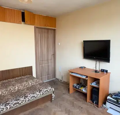 Photo 2 — Three-room apartment with three separate rooms in Troshevo, Varna
