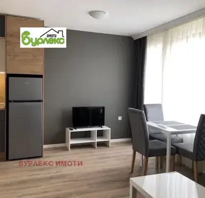 Photo 2 — Four-room apartment with two terraces in Troshevo, Varna