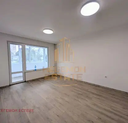Снимка 4 — Четиристаен апартамент в Трошево с две тераси