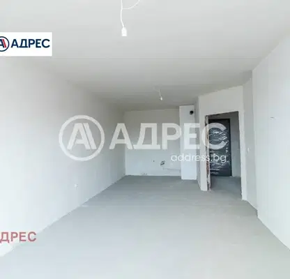 Снимка 2 — Двустаен апартамент с балкон във Виница, Варна