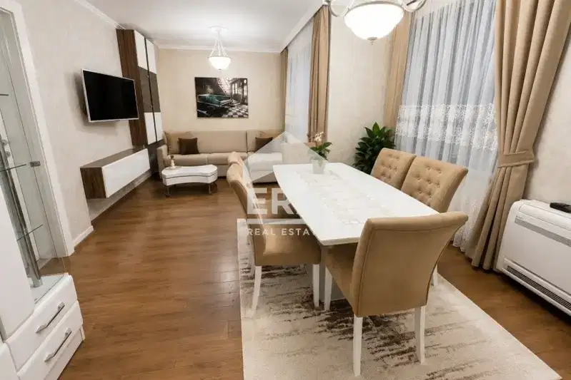 Three-room apartment with parking space in Vinitsa, Varna