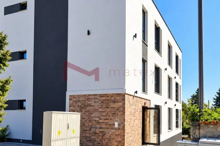 3-bedroom apartment in Varna, Vinica