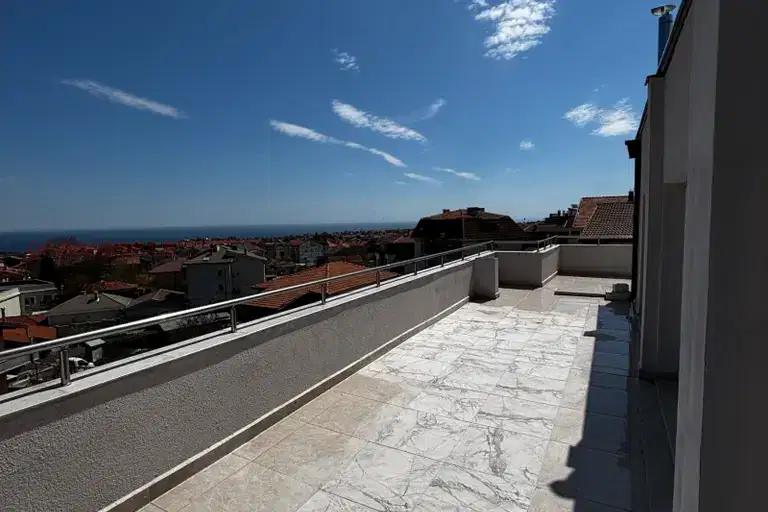 Maisonette in Varna, Vinica