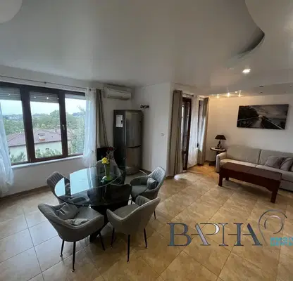 Photo 3 — 3-bedroom apartment in Varna, Vinica