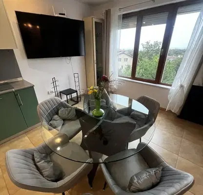 Photo 4 — 3-bedroom apartment in Varna, Vinica