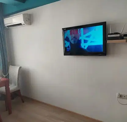 Photo 5 — Two-room apartment on the 3rd floor in Varna, Cherven Ploshtad