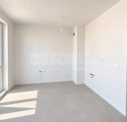 Photo 2 — Two-room apartment in Vladislav Varnenchik district, Varna with elevator