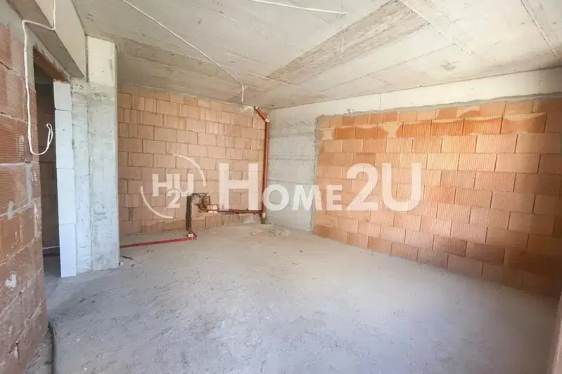 Two-room apartment in Vladislavovo with terrace in Varna