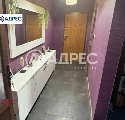Снимка 4 — Тристаен апартамент във Варна, Владислав Варненчик с две тераси