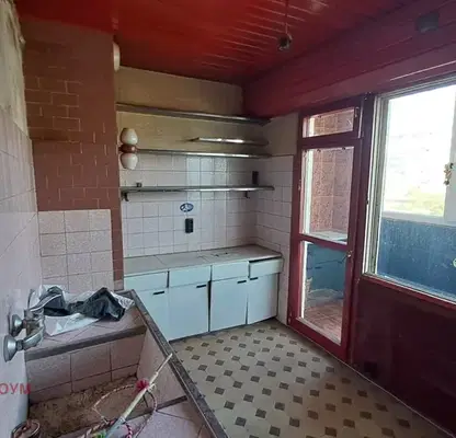 Снимка 5 — Тристаен апартамент 60 кв.м. във Владислав Варненчик с две тераси