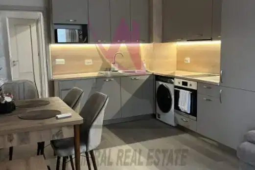 Two-room apartment with terrace in Vladislav Varnenchik, Varna
