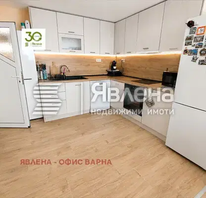 Photo 2 — Three-room apartment with two terraces in Vladislav Varnenchik, Varna