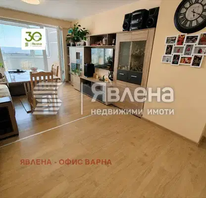 Photo 3 — Three-room apartment with two terraces in Vladislav Varnenchik, Varna