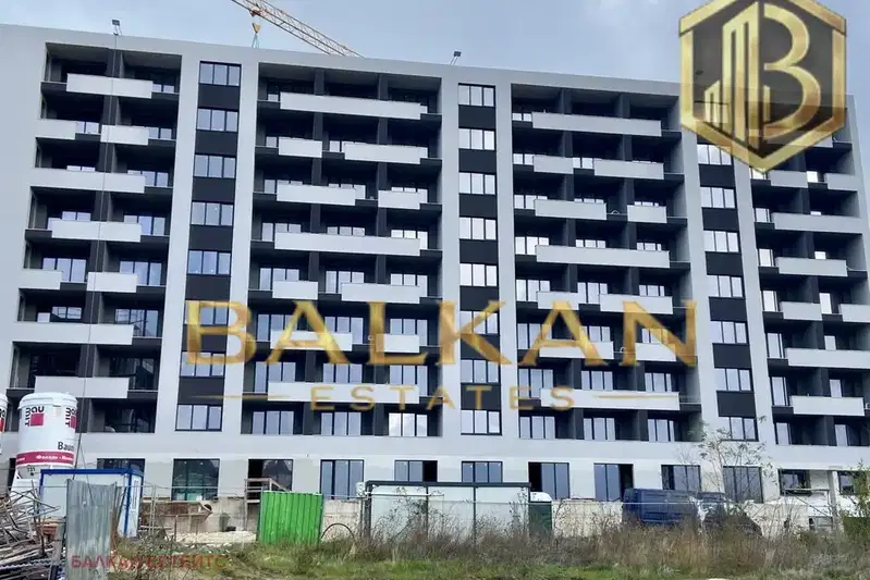 Spacious 3-room apartment near Vazrazhdane Park in Varna