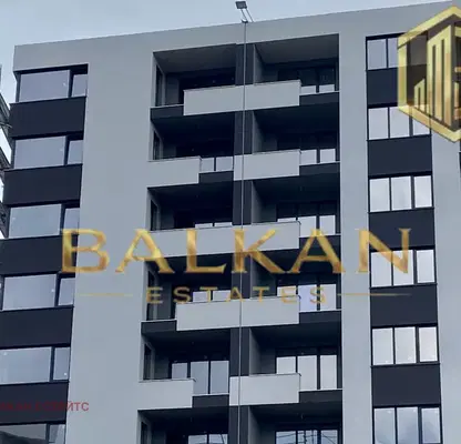 Снимка 3 — Просторен 3-стаен апартамент до Парк Възраждане във Варна