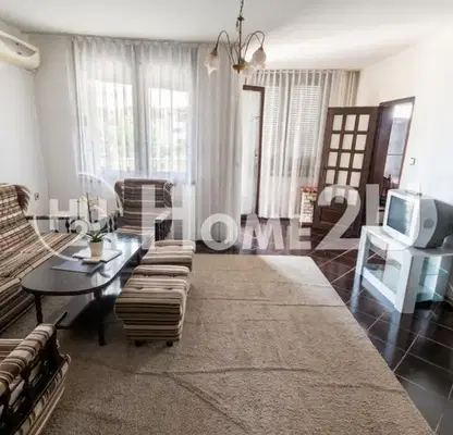 Photo 3 — 4-room apartment with panoramic view in Vazrazhdane 1, Varna