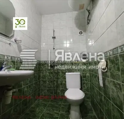 Снимка 4 — Двустаен апартамент в ж.к. Възраждане 1, Варна с тераса