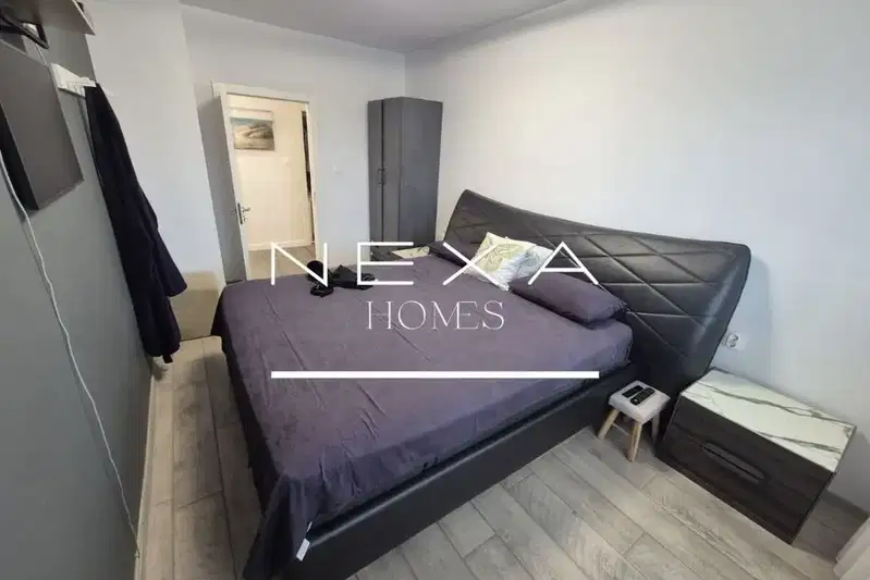 Three-room apartment in Vazrazhdane 2 with terrace and elevator