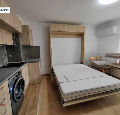 Photo 2 — Studio apartment in Vazrazhdane 3, Varna with glazed terrace