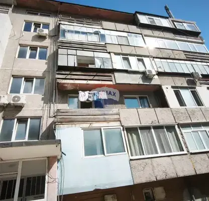 Снимка 2 — Двустаен апартамент в ж.к. Възраждане 3, с две тераси