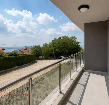 Снимка 2 — Двустаен апартамент 57 кв.м в кв. Пчелина, Варна с южно изложение