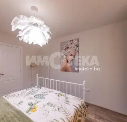 Снимка 3 — Двустаен апартамент на първи етаж в Завод Дружба, Варна