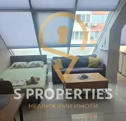 Снимка 5 — Студио апартамент в Зимно кино Тракия, Варна с асансьор