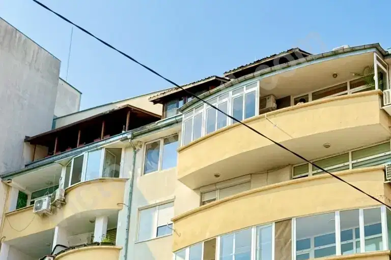Едностаен апартамент в кв. Бузлуджа, Велико Търново с тераса