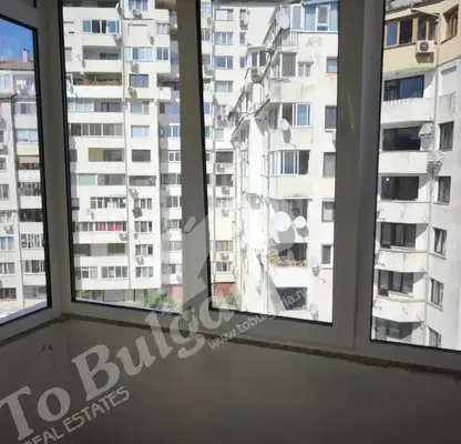 Снимка 2 — Двустаен апартамент в Колю Фичето, Велико Търново с две тераси