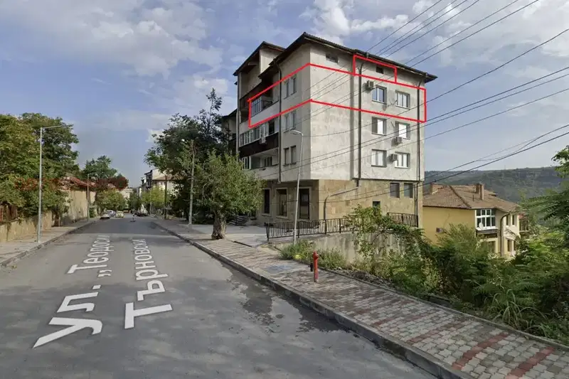 4-стаен апартамент в Света гора, Велико Търново с тераса и гледка