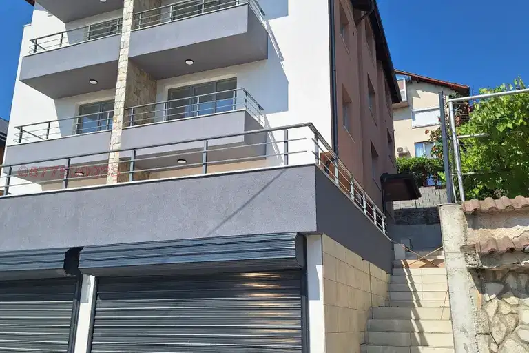 One-room apartment in Velingrad, new-build