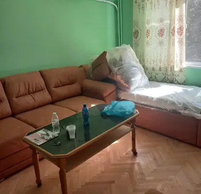 Снимка 4 — Двустаен апартамент в Център, Враца с остъклена тераса
