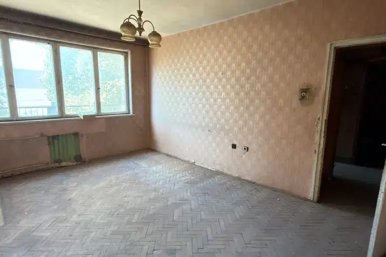 2-bedroom apartment in Vraca, Centyr